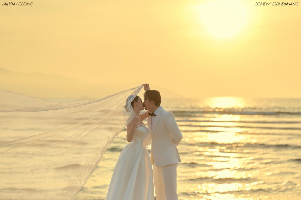 Chup anh cuoi binh minh bien da nang chuyen nghiep