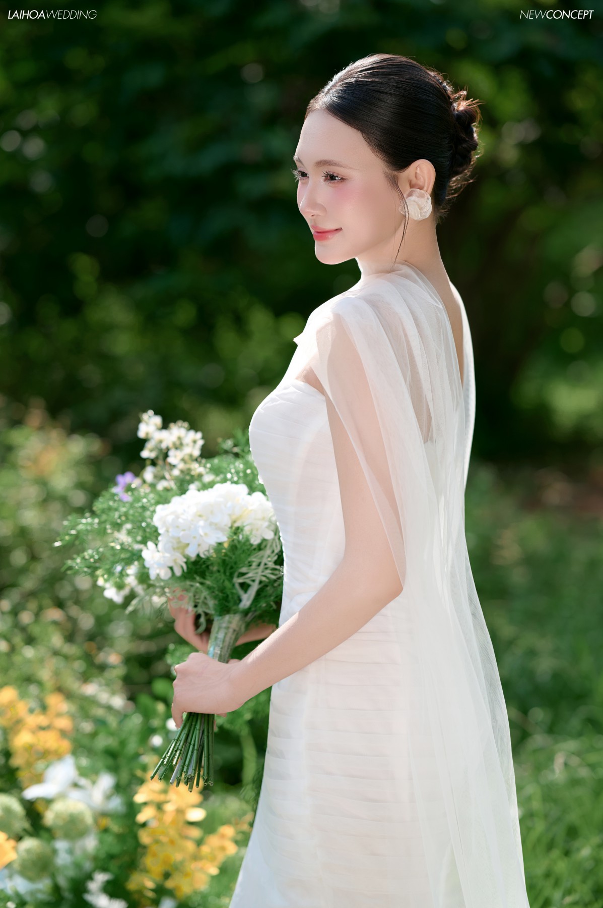 Click vào khung hình để xem ảnh full size