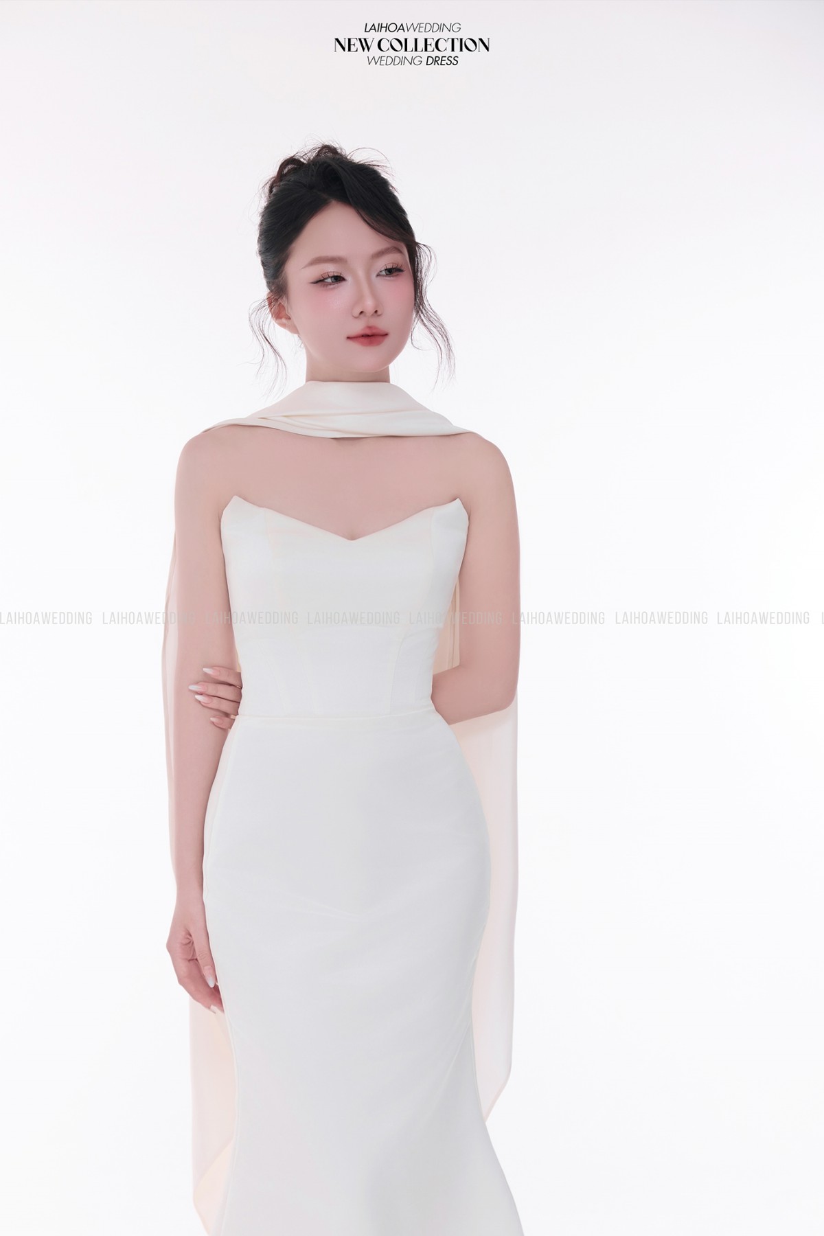 Click vào khung hình để xem ảnh full size