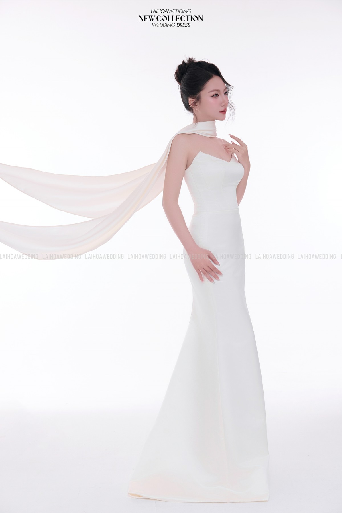 Click vào khung hình để xem ảnh full size