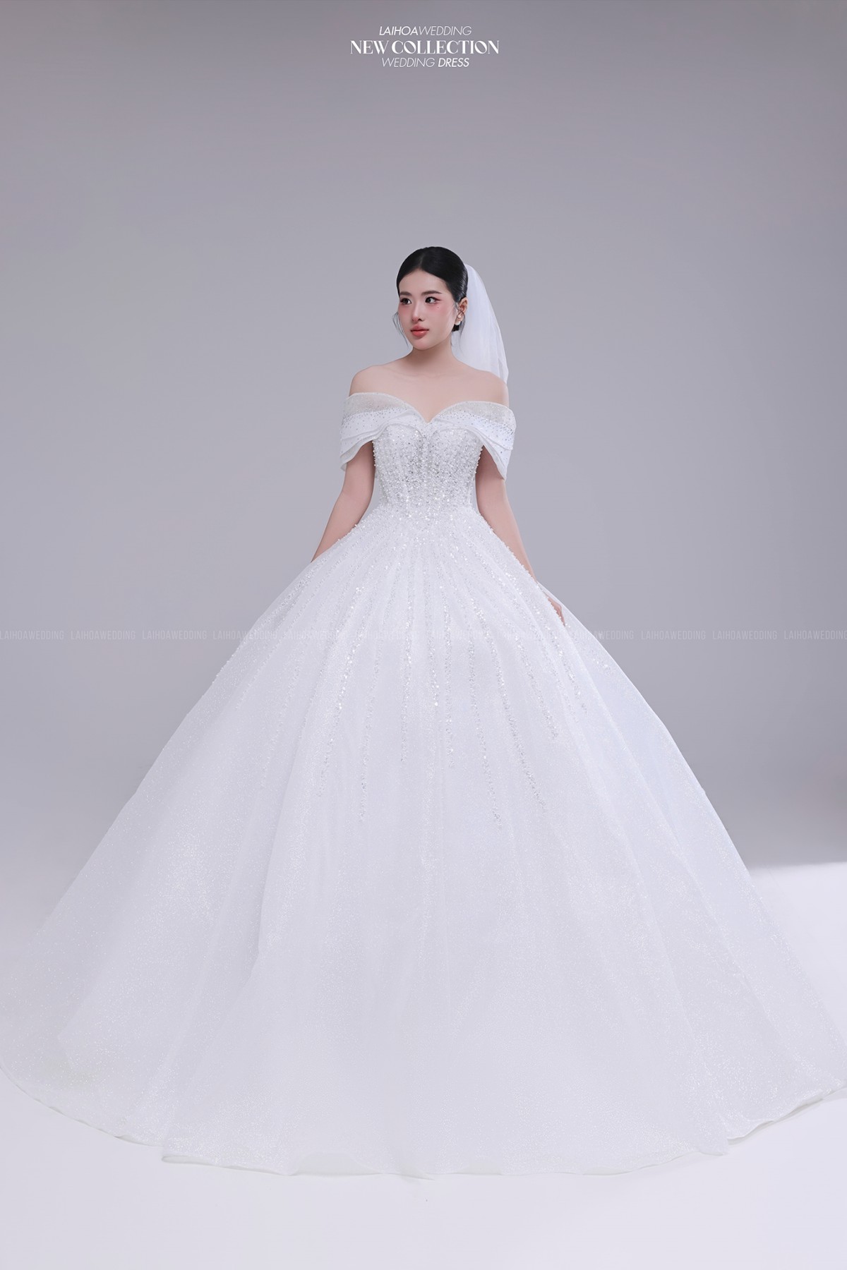 Click vào khung hình để xem ảnh full size