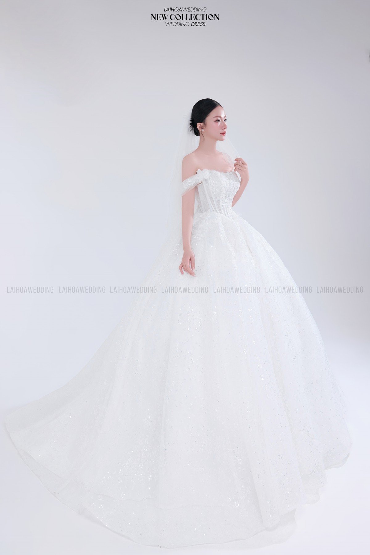 Click vào khung hình để xem ảnh full size