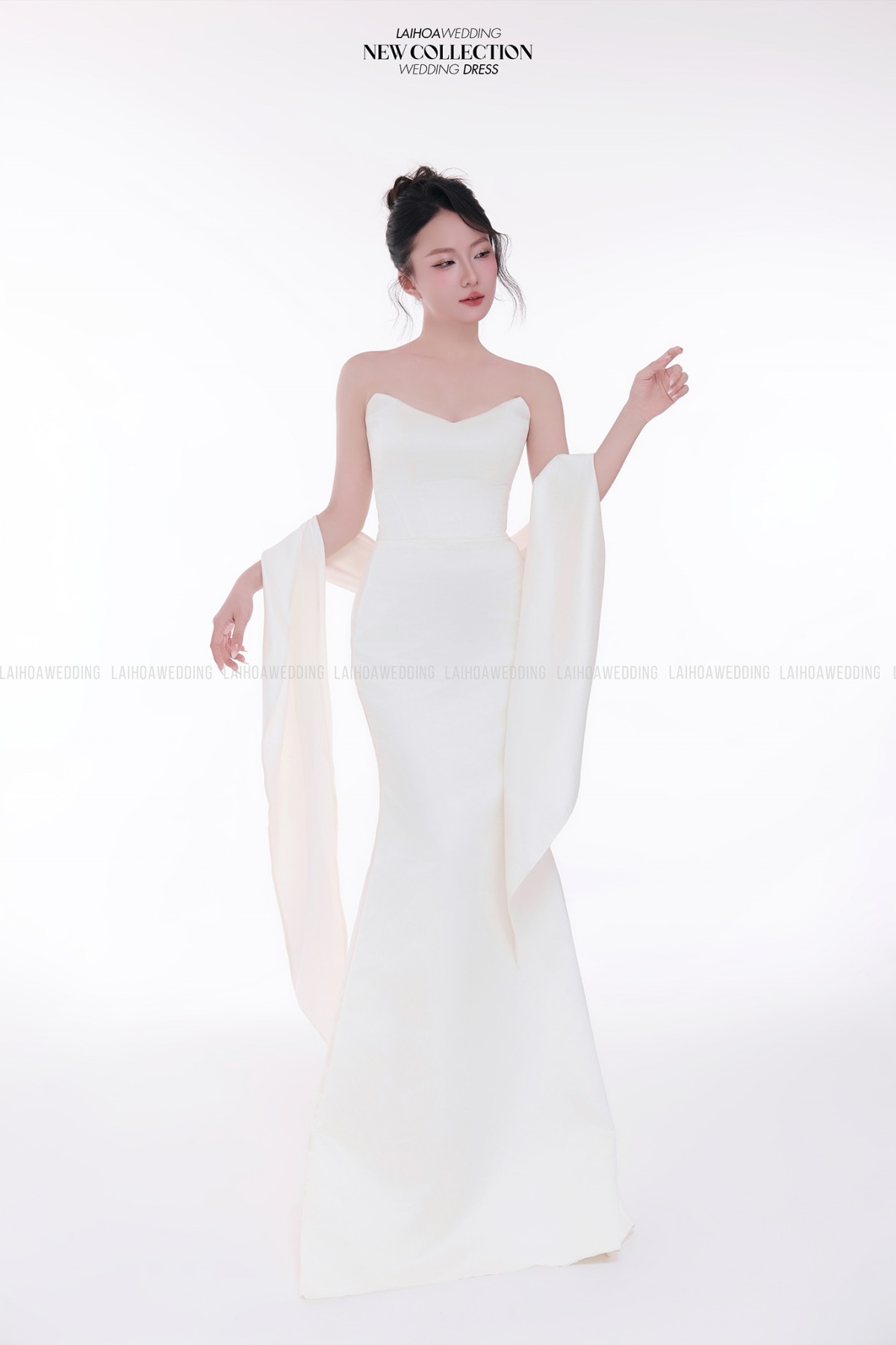 Click vào khung hình để xem ảnh full size