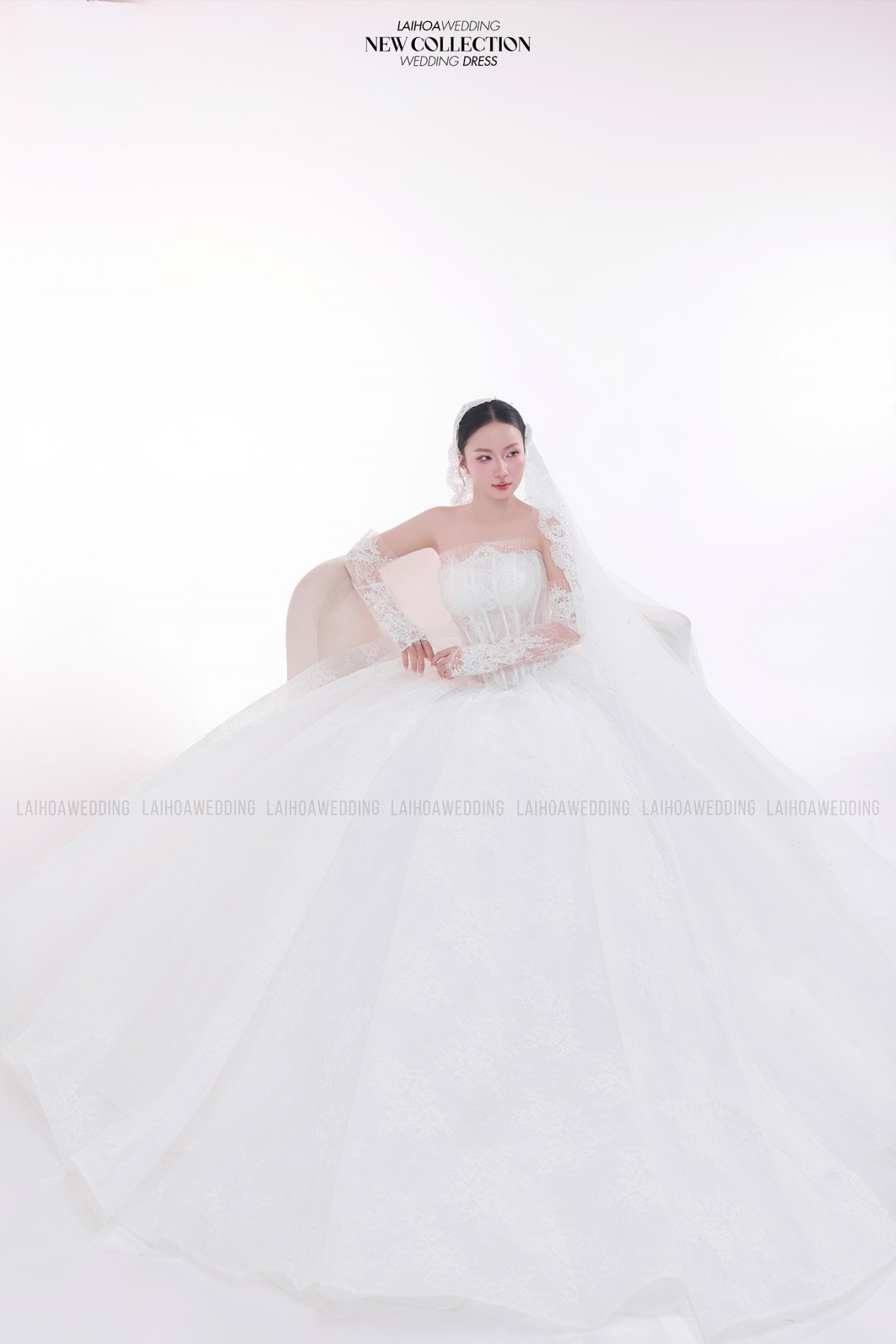 Click vào khung hình để xem ảnh full size