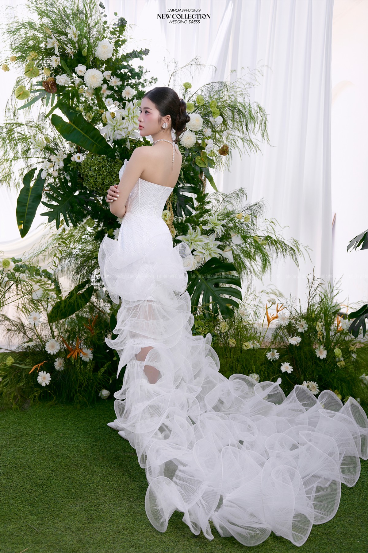 Click vào khung hình để xem ảnh full size