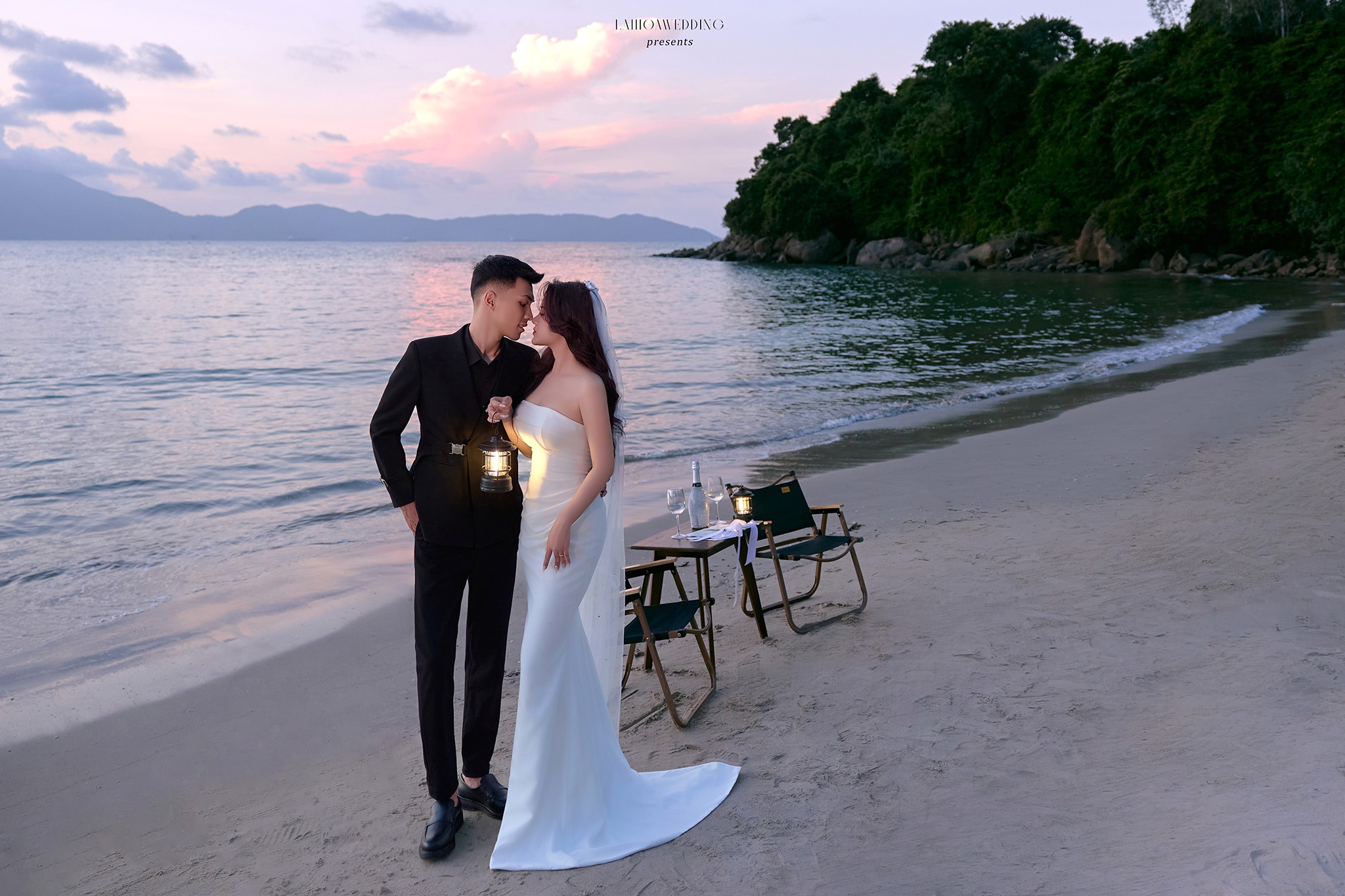 Click vào khung hình để xem ảnh full size