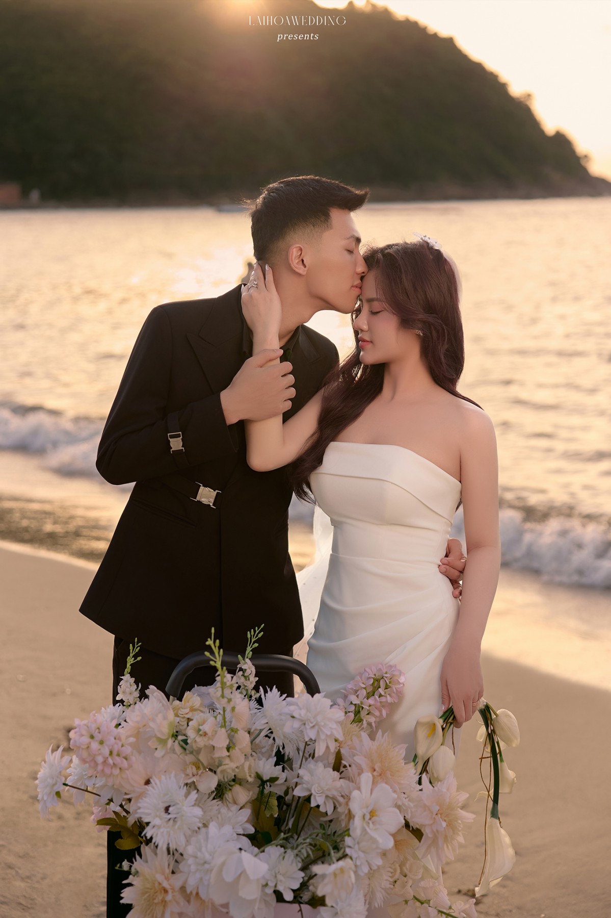 Click vào khung hình để xem ảnh full size