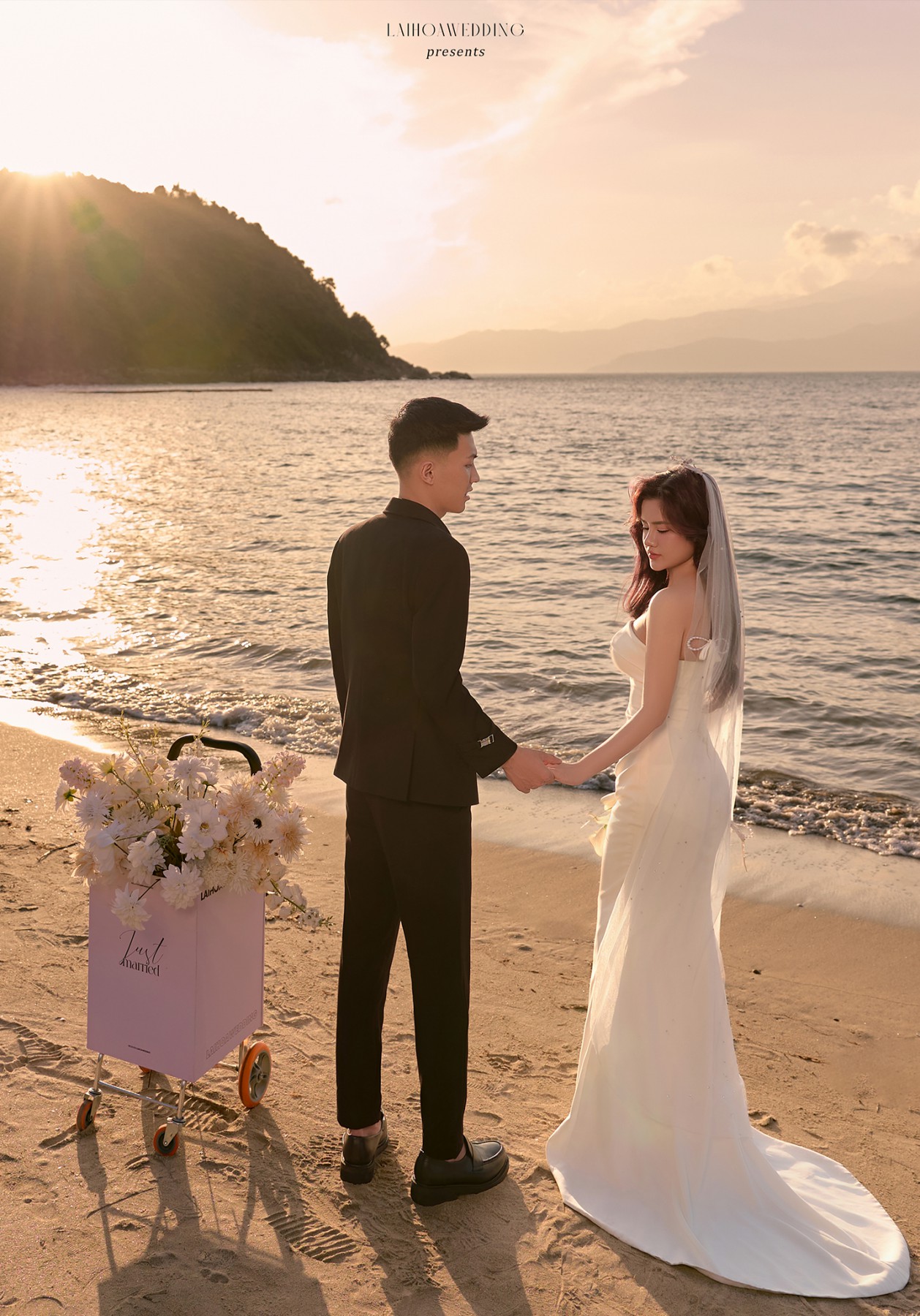 Click vào khung hình để xem ảnh full size