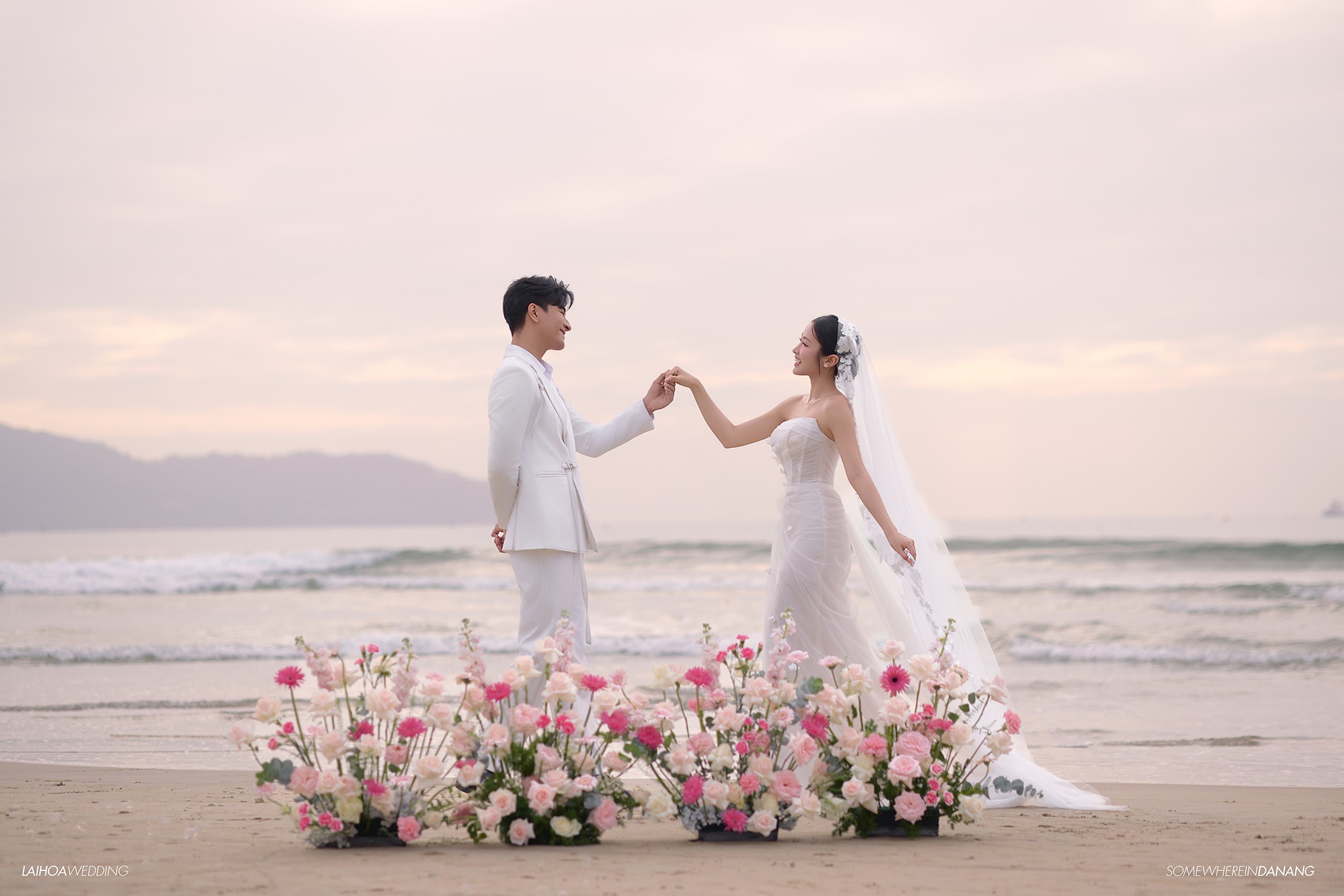 Click vào khung hình để xem ảnh full size