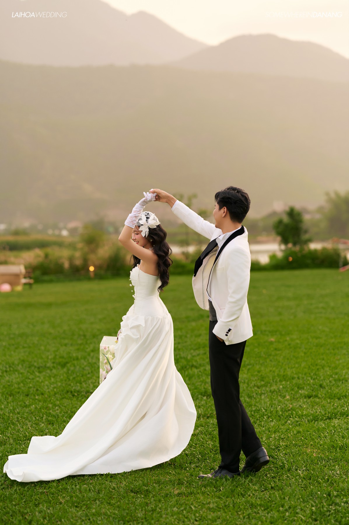 Click vào khung hình để xem ảnh full size