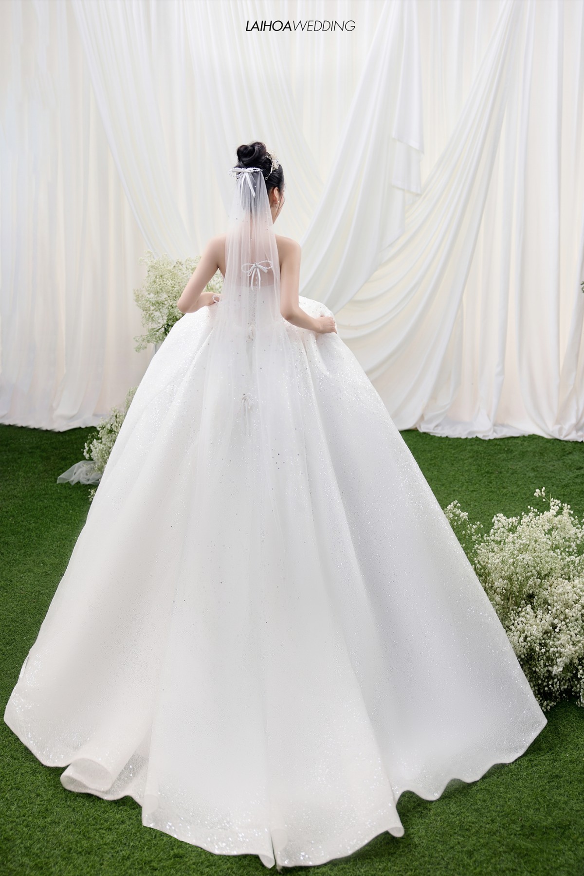 Click vào khung hình để xem ảnh full size