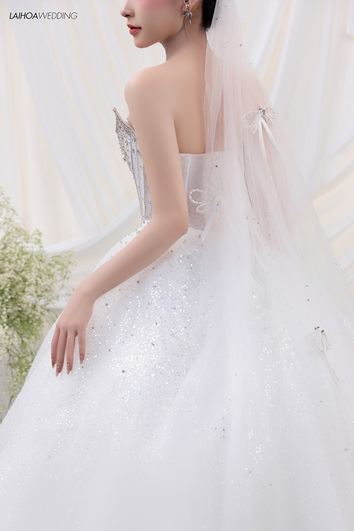 Click vào khung hình để xem ảnh full size