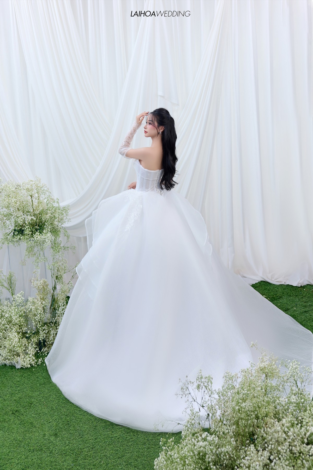 Click vào khung hình để xem ảnh full size