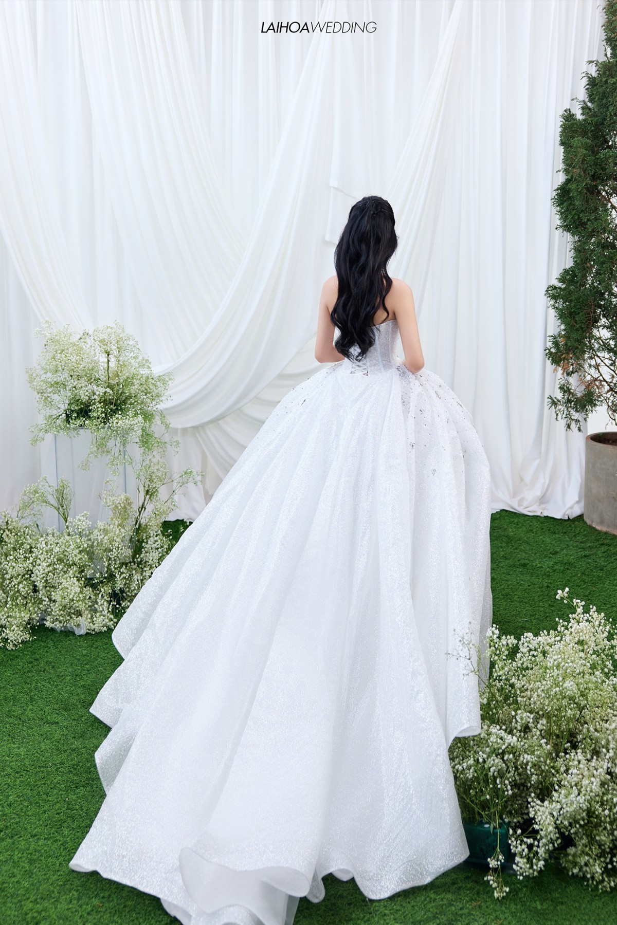 Click vào khung hình để xem ảnh full size