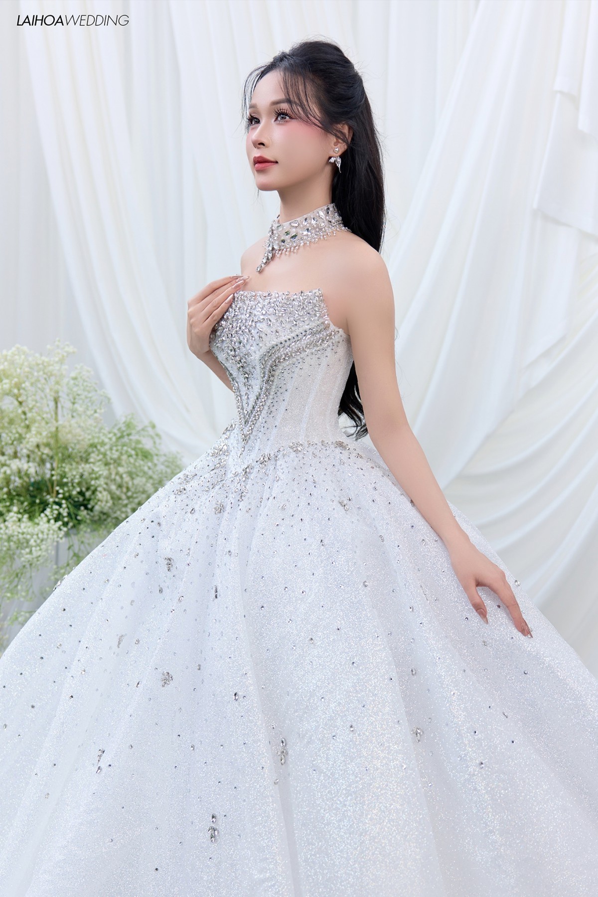 Click vào khung hình để xem ảnh full size
