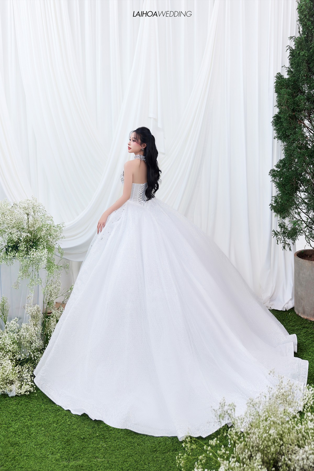Click vào khung hình để xem ảnh full size
