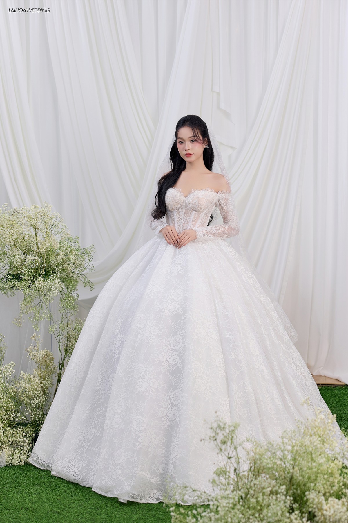 Click vào khung hình để xem ảnh full size