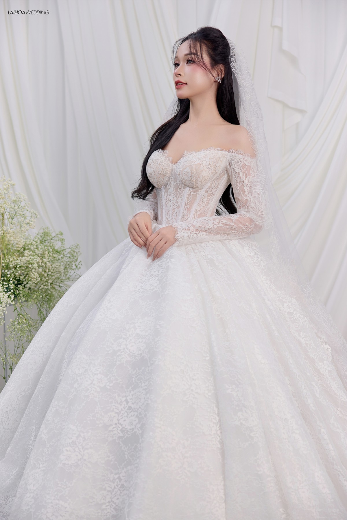 Click vào khung hình để xem ảnh full size