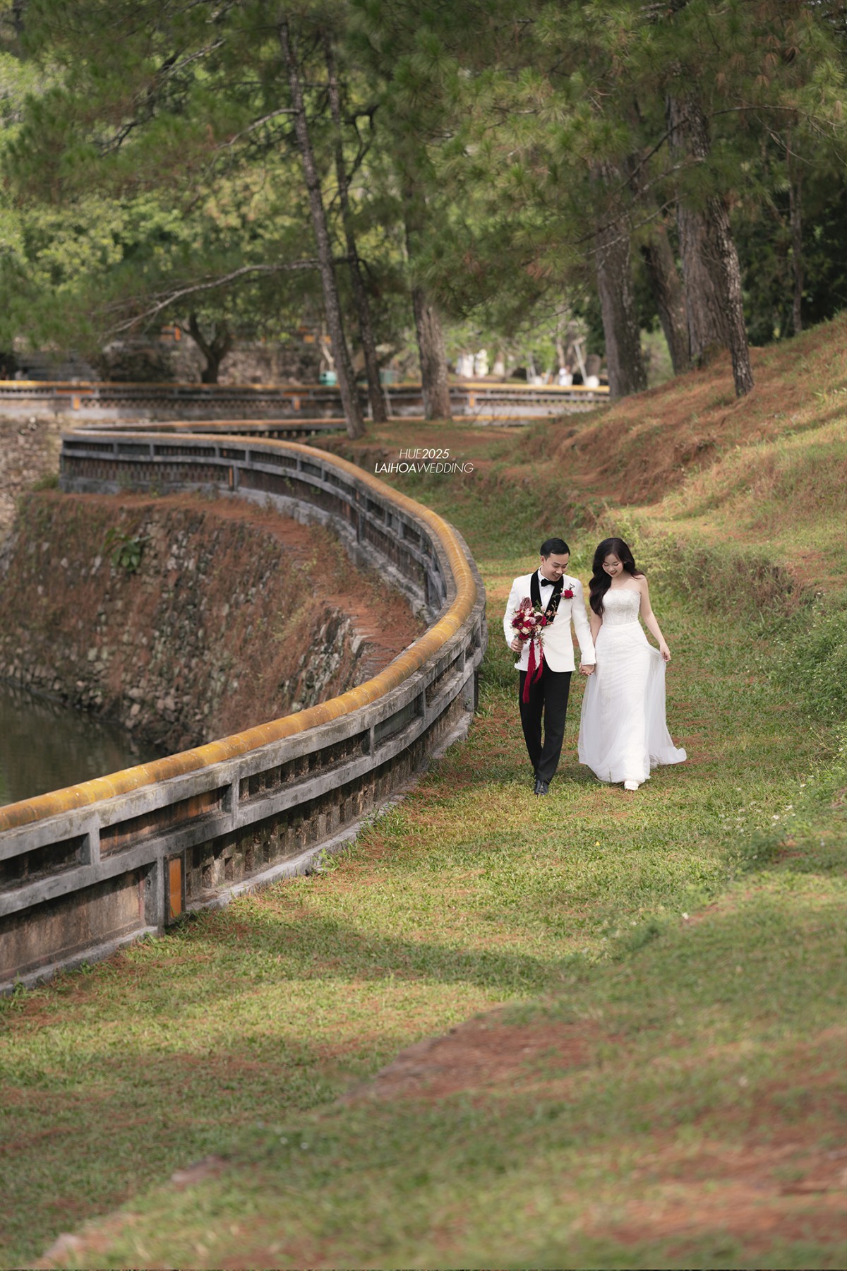 Click vào khung hình để xem ảnh full size