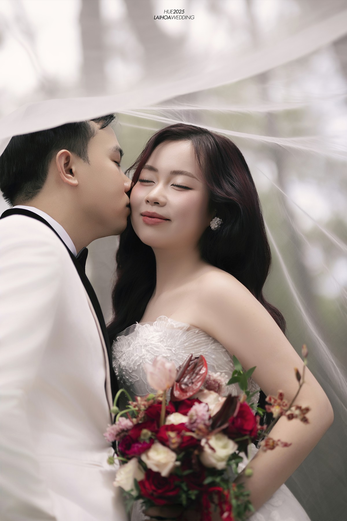 Click vào khung hình để xem ảnh full size