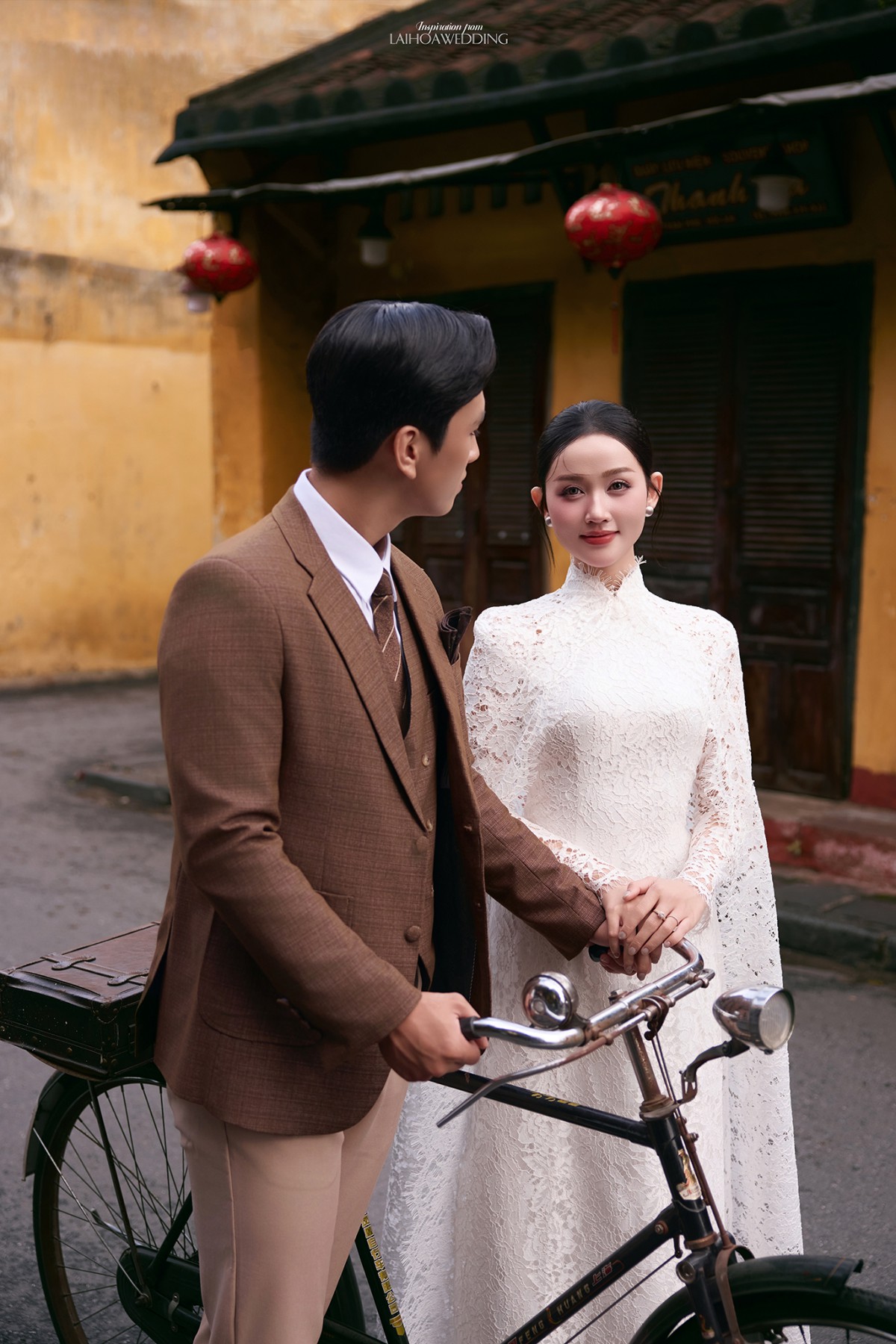 Click vào khung hình để xem ảnh full size