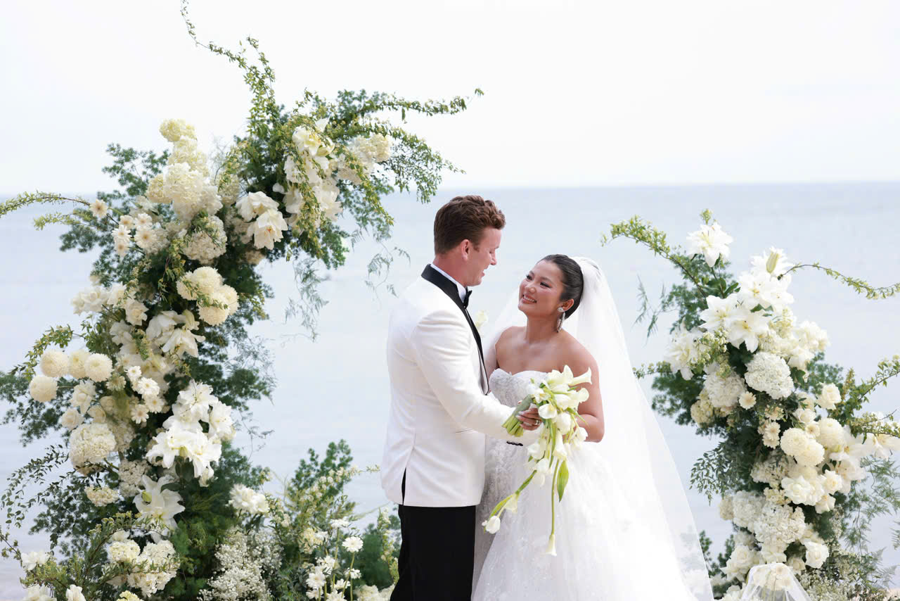wedding-in-da-nang-iris-max.jpg